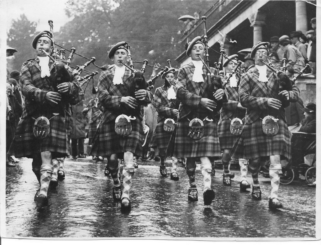 Photo of Miss Joan Campbell Pipe band